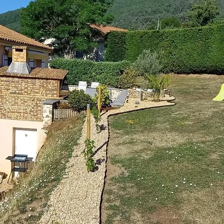 D'hote Chez Nathalie & Roland Bed and breakfast 3*
