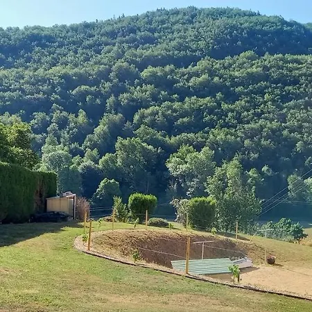 Frühstückspension D'hôte Chez Nathalie&roland Massiac