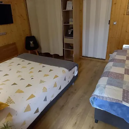 D'hote Chez Nathalie & Roland *