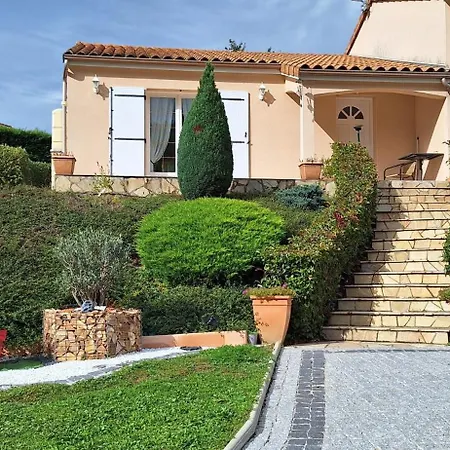 D'hote Chez Nathalie & Roland