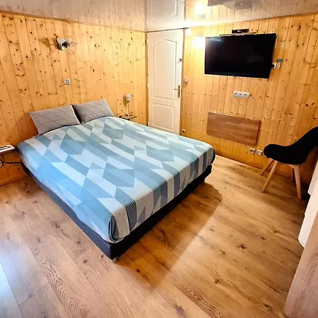 D'hôte Chez Nathalie&roland 3* Massiac