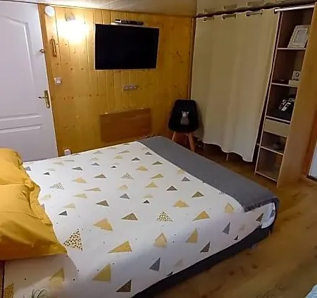 D'hote Chez Nathalie & Roland 3* Massiac